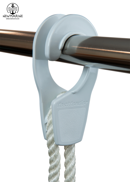 Fastfender 32 white (Verpackung beschädigt)